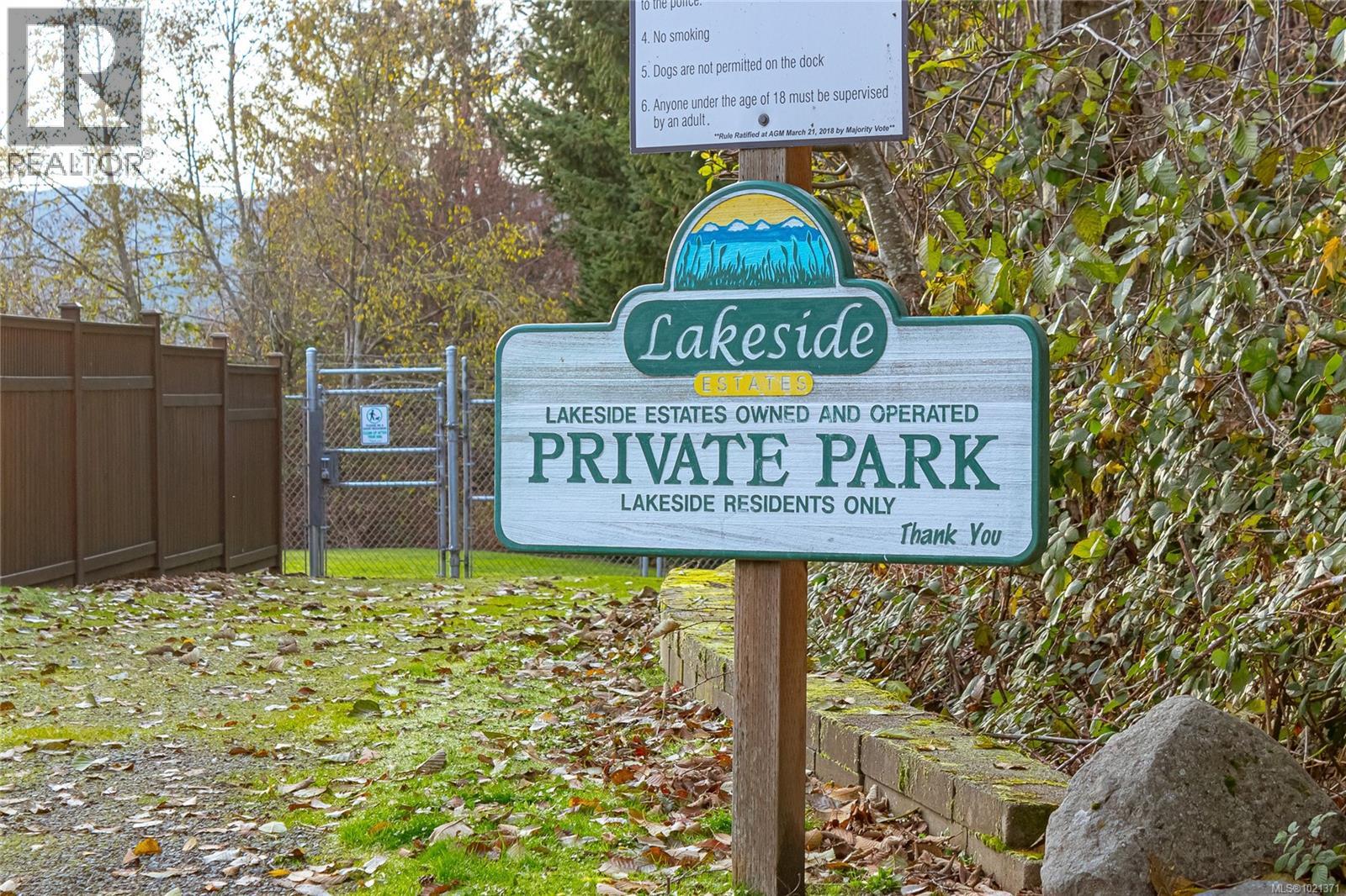 6153 Garside Rd, Nanaimo