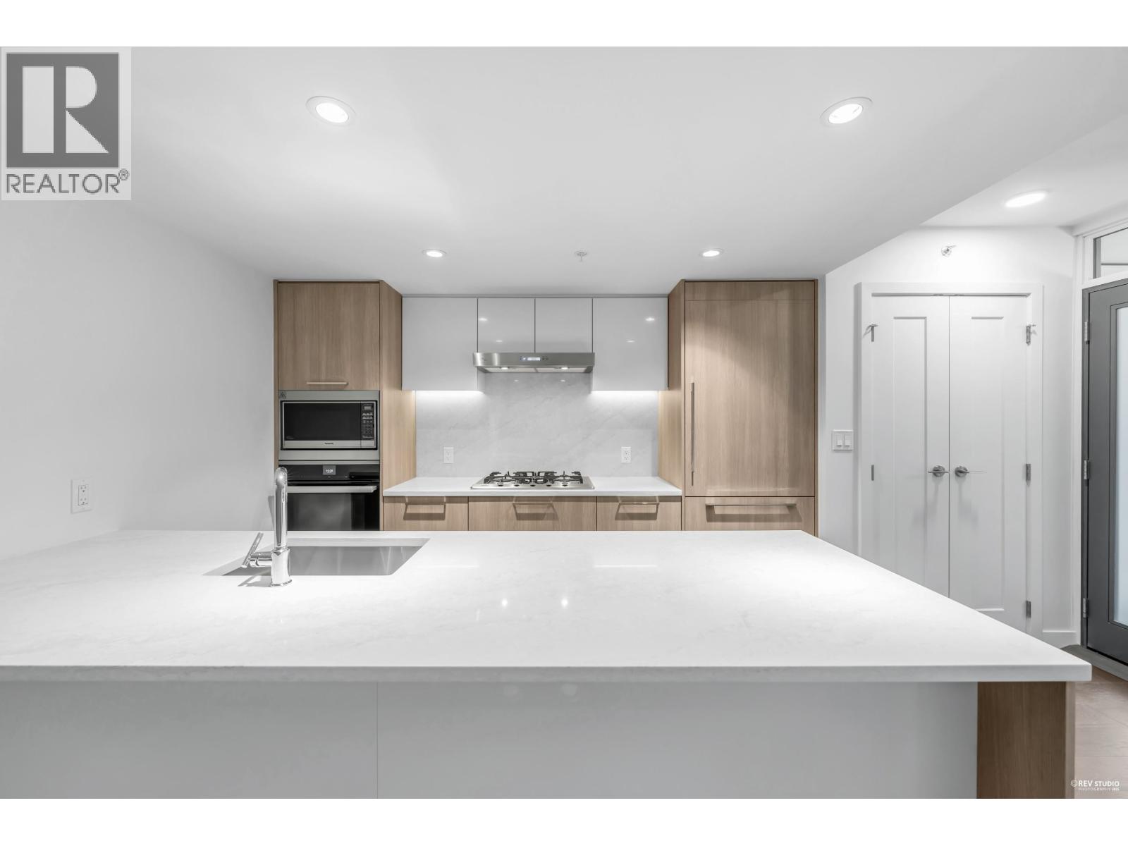 #TH3-3280 CORVETTE Way, Richmond