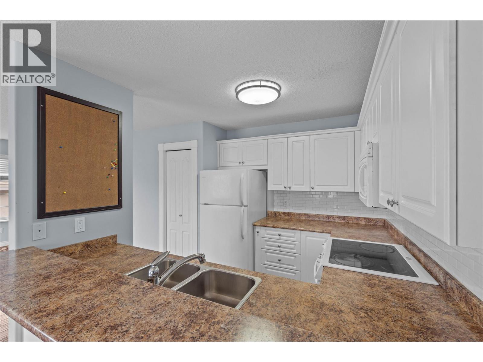 875 SAHALI Terrace Unit# 310 Lot# 42, Kamloops