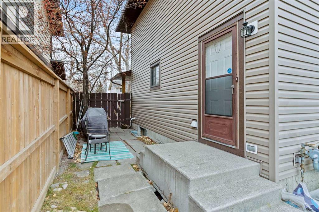 Single Family House for Sale in  Castleglen Road NE Castleridge Calgary 