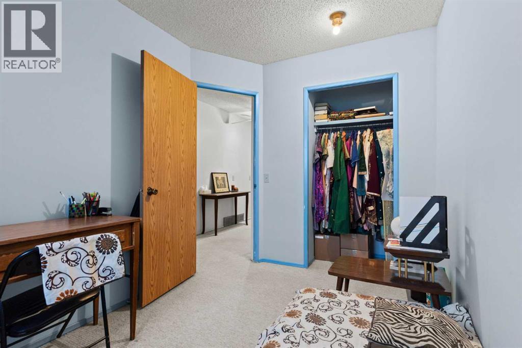 Single Family House for Sale in  Castleglen Road NE Castleridge Calgary 