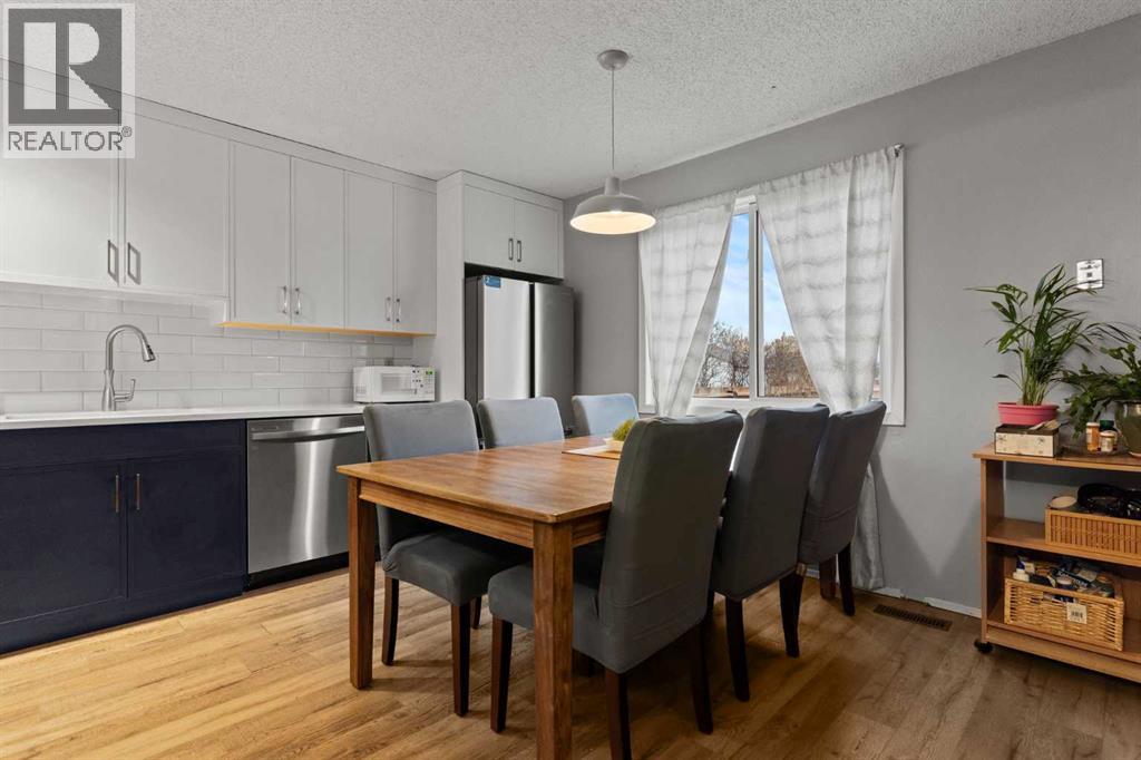 Single Family House for Sale in  Castleglen Road NE Castleridge Calgary 