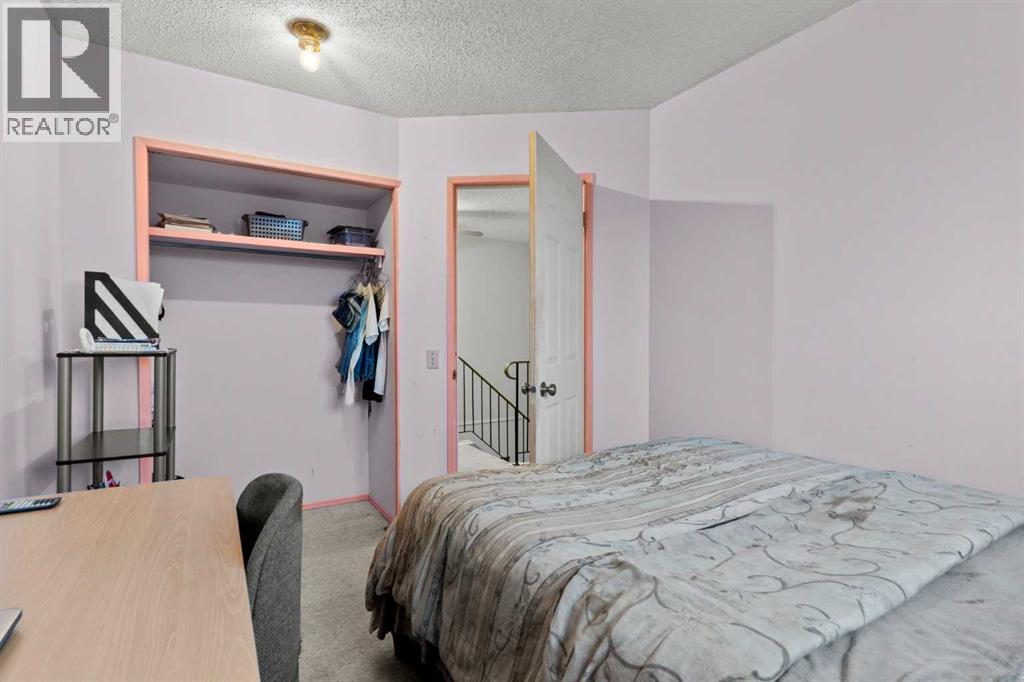 Single Family House for Sale in  Castleglen Road NE Castleridge Calgary 