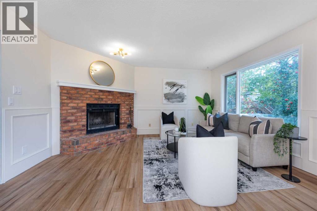 Single Family House Bi-level for Sale in  Hawkstone Drive NW Hawkwood Calgary 