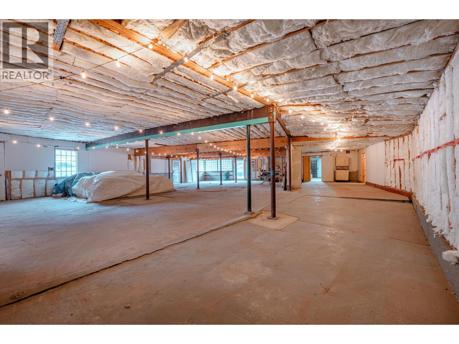 1403 Victoria Road, Revelstoke