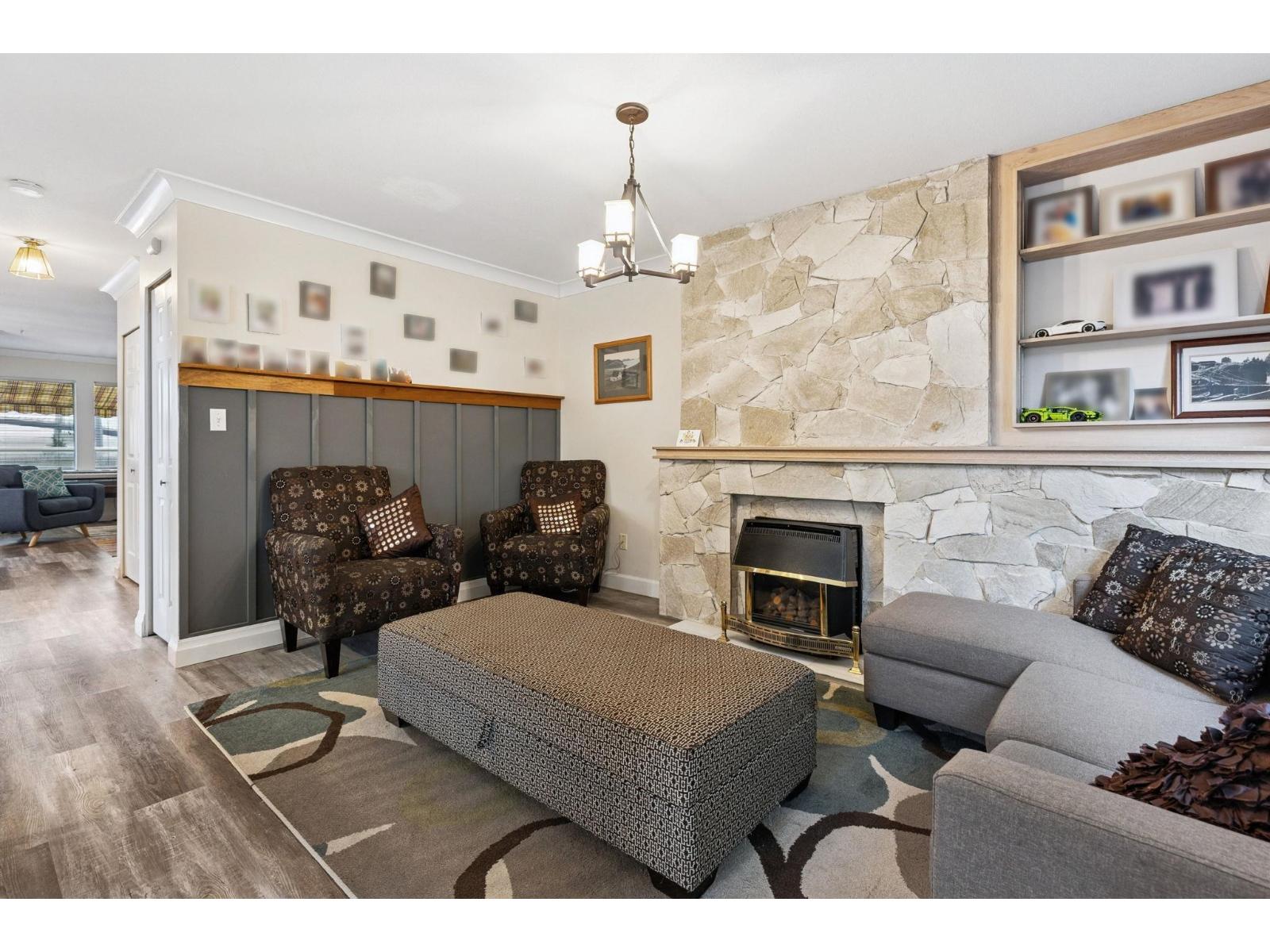 8376 CENTRE Street, Delta