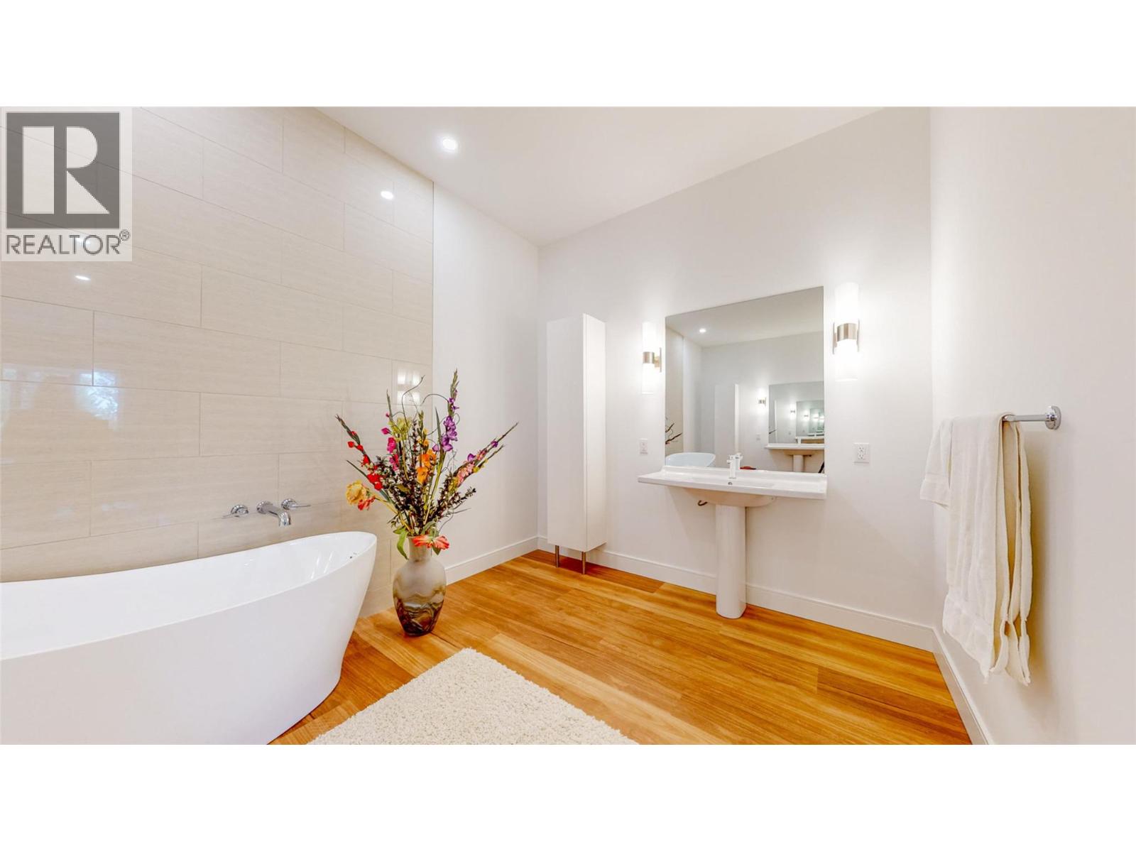 1324 Timberwolf Trail Road, Bridesville