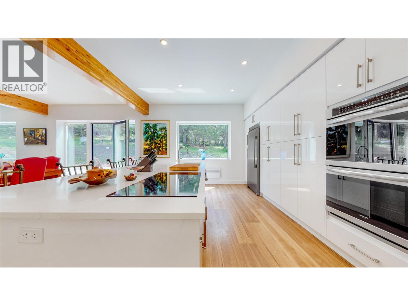 1324 Timberwolf Trail Road, Bridesville