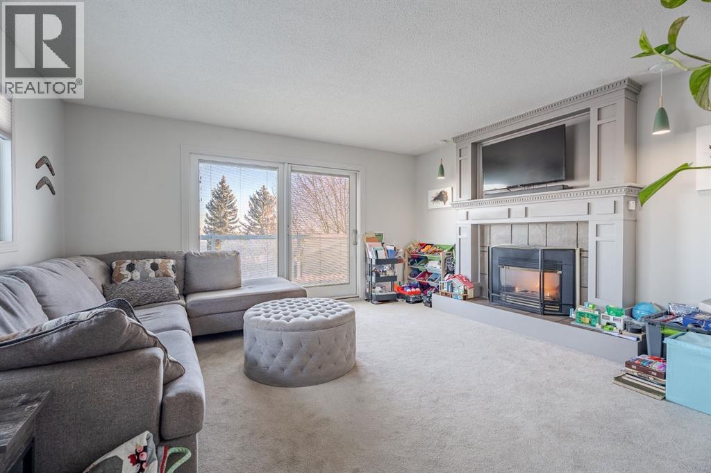 Single Family House Bungalow for Sale in  Thornaby Crescent NW Thorncliffe Calgary 