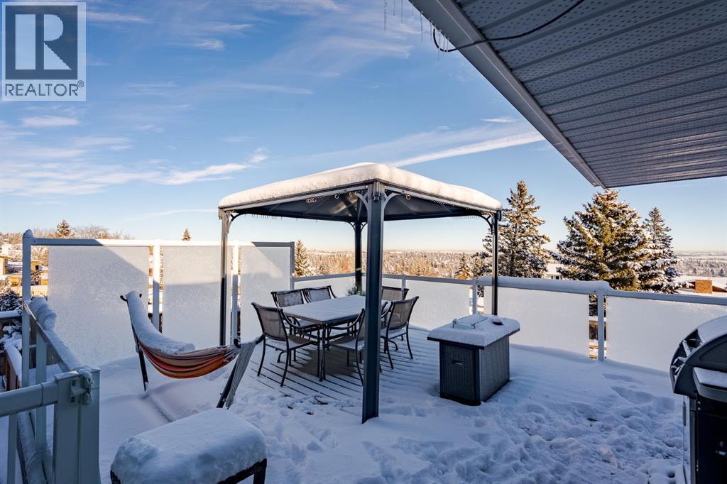 Single Family House Bungalow for Sale in  Thornaby Crescent NW Thorncliffe Calgary 