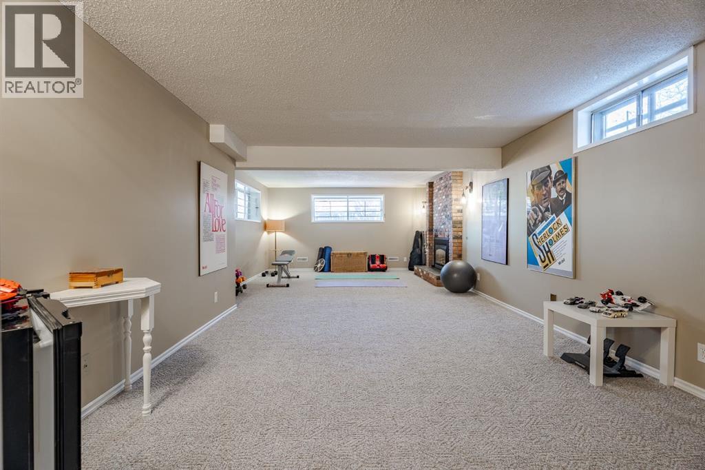 Single Family House Bungalow for Sale in  Thornaby Crescent NW Thorncliffe Calgary 