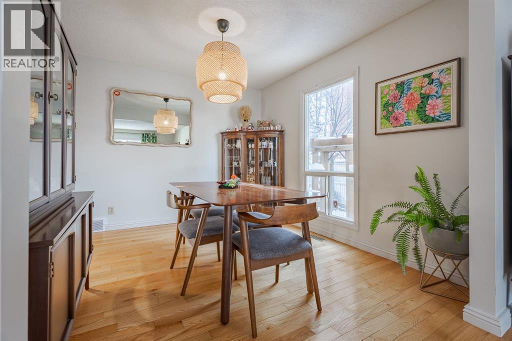 Single Family House Bungalow for Sale in  Thornaby Crescent NW Thorncliffe Calgary 