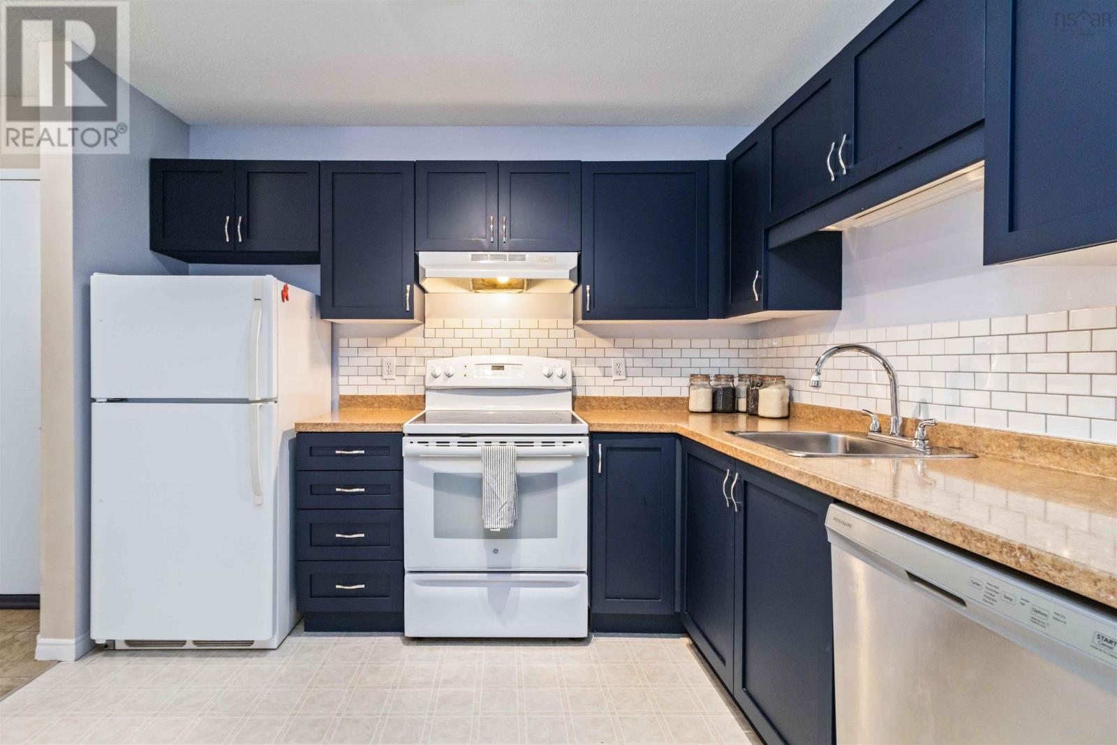 Property 5 of 30 of 401 12 Spinnaker Drive