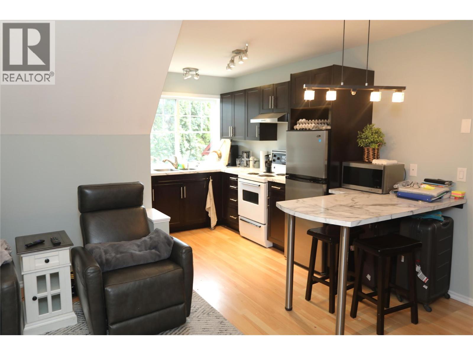  1912 Abbott Street, Kelowna