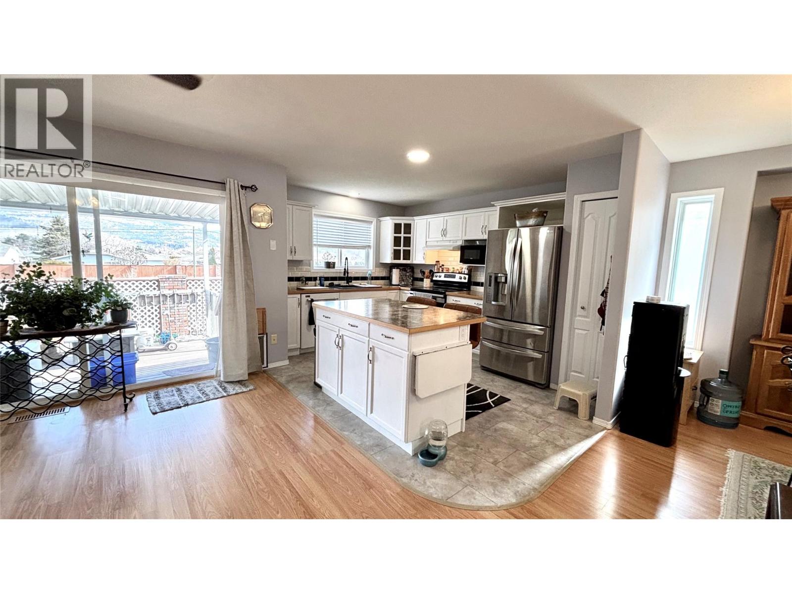 512 Red Wing Drive, Penticton