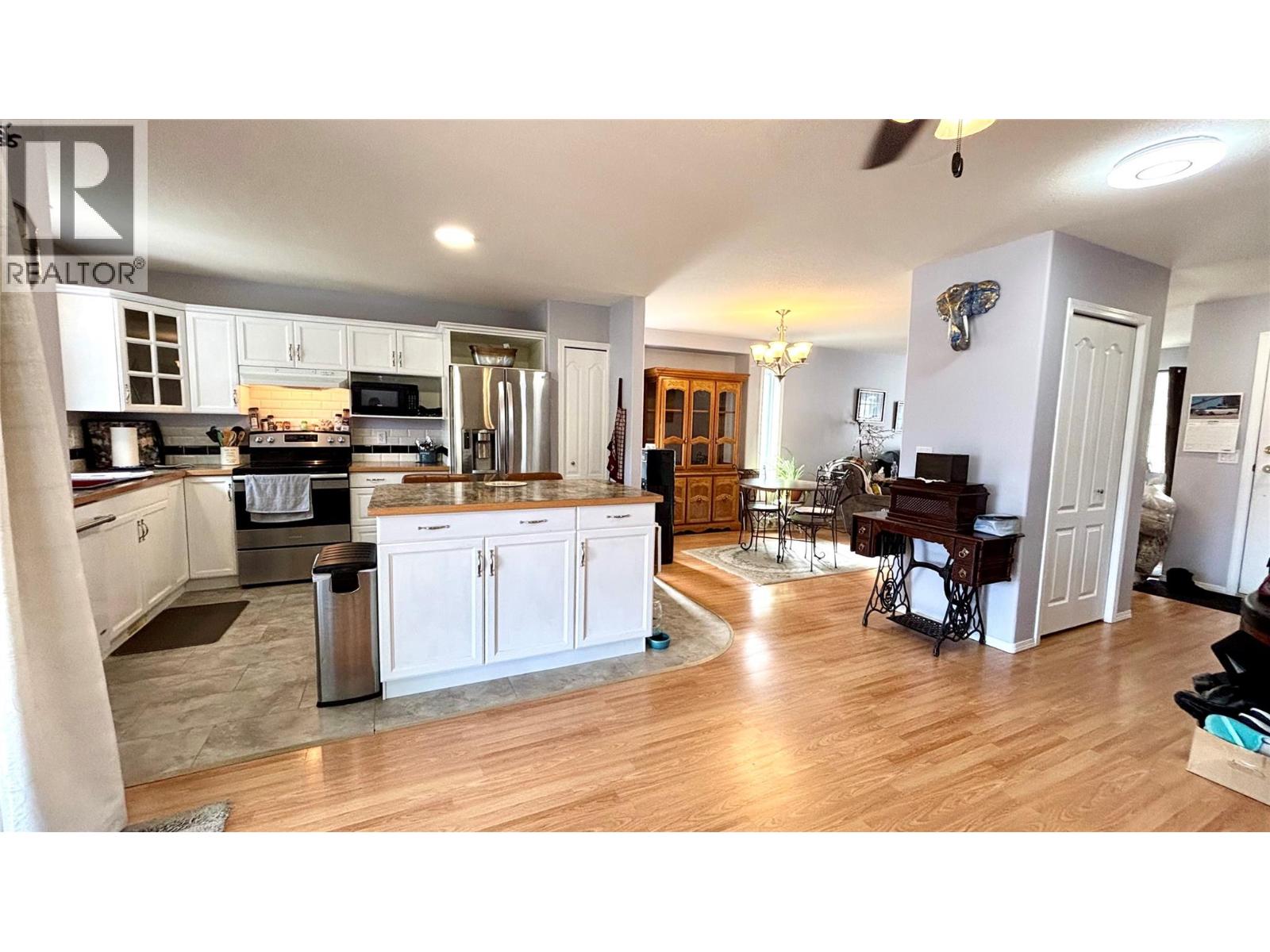 512 Red Wing Drive, Penticton