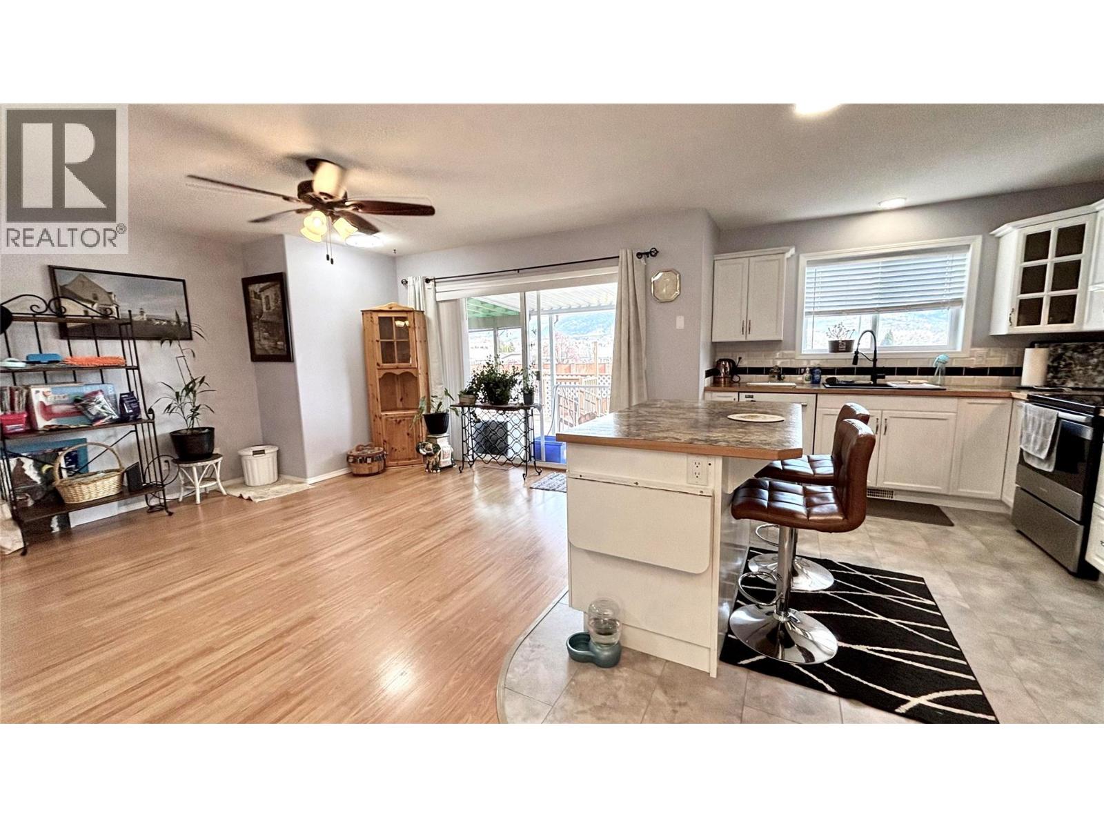 512 Red Wing Drive, Penticton