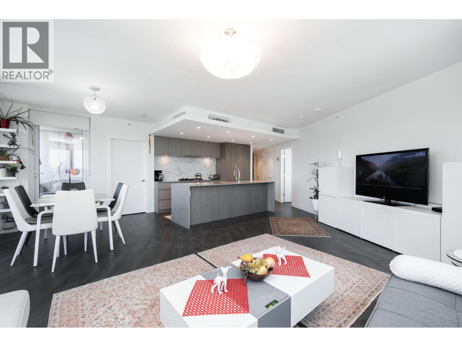 1807 1500 FERN STREET, North Vancouver