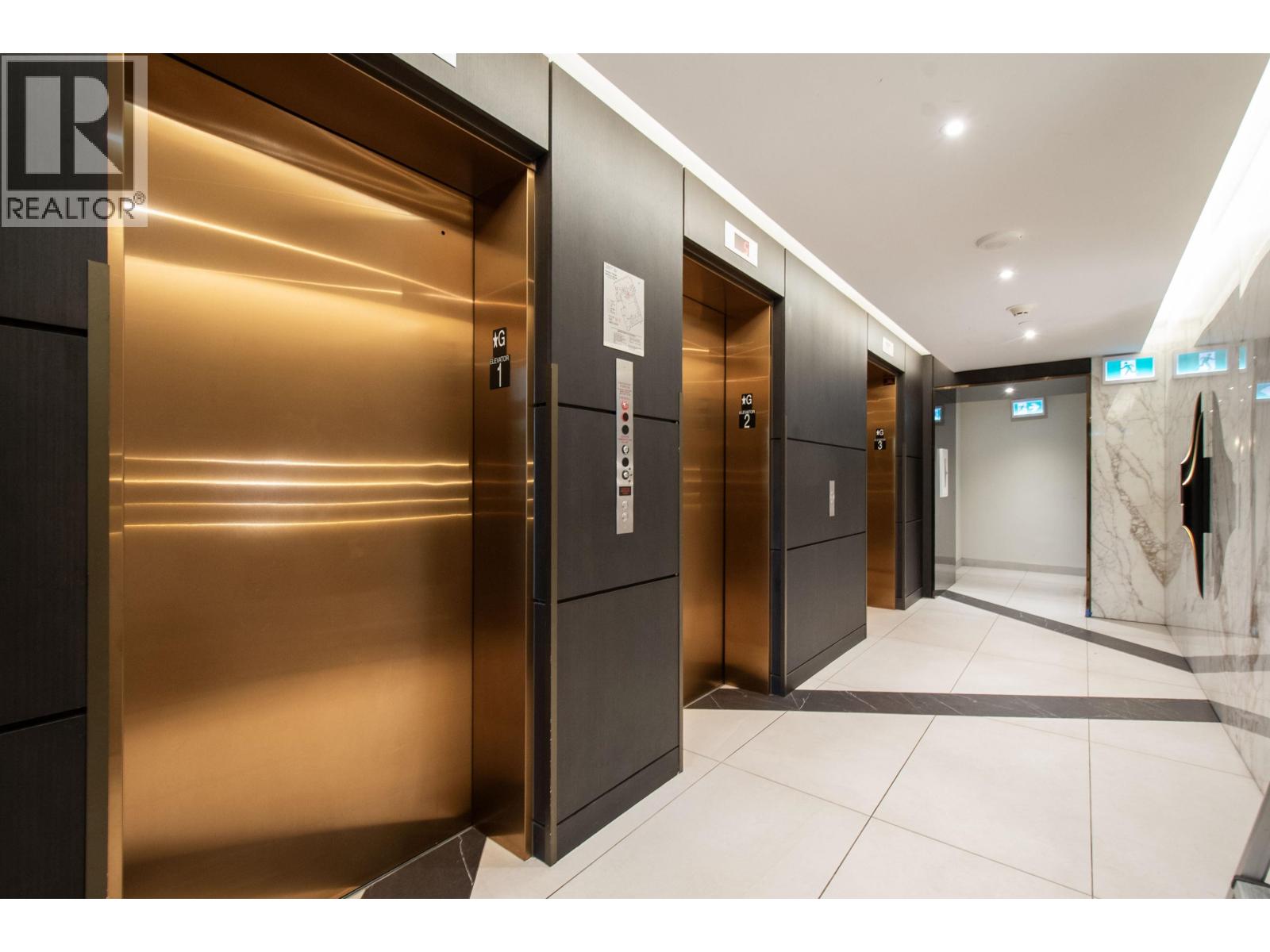 1807 1500 FERN STREET, North Vancouver