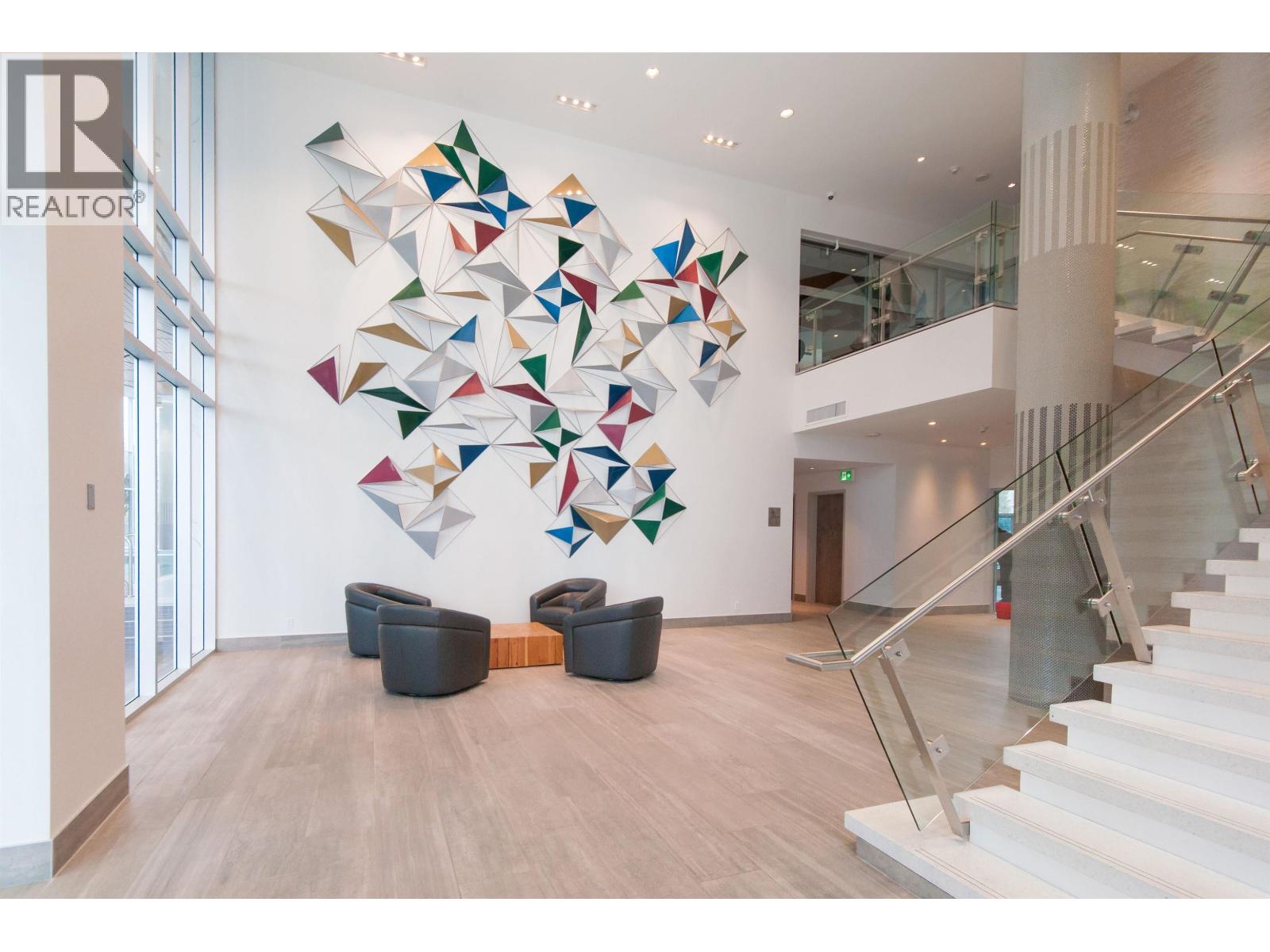 1807 1500 FERN STREET, North Vancouver