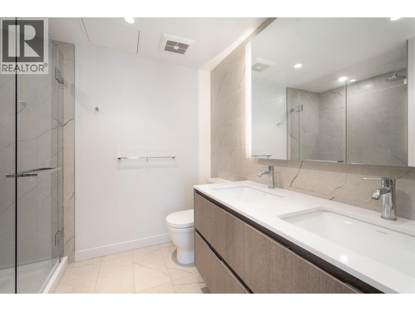 1807 1500 FERN STREET, North Vancouver