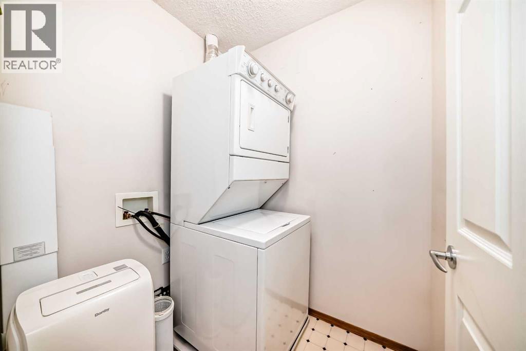 Single Family House for Sale in   Somervale View SW Somerset Calgary 