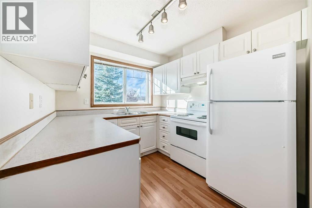 Single Family House for Sale in   Somervale View SW Somerset Calgary 