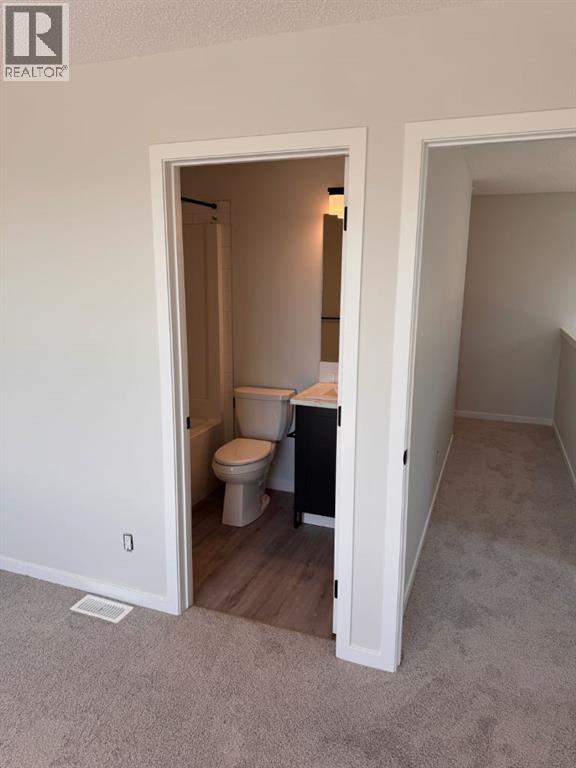 Single Family House for Sale in  Setonvista Grove SE Seton Calgary 