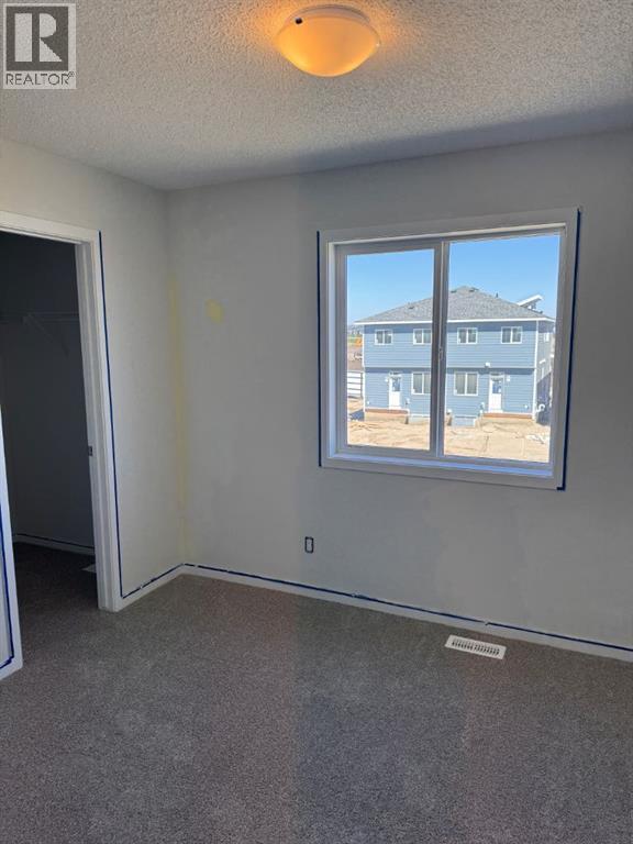 Single Family House for Sale in  Setonvista Grove SE Seton Calgary 