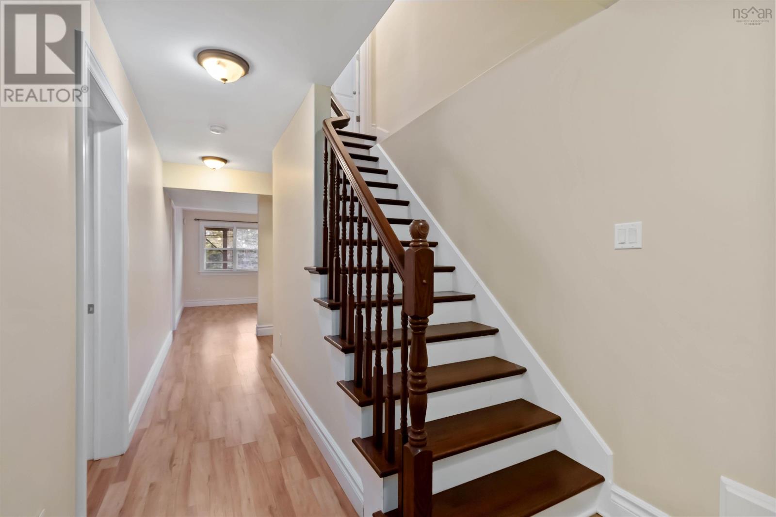 Property 35 of 48 of 167 Ravines Drive