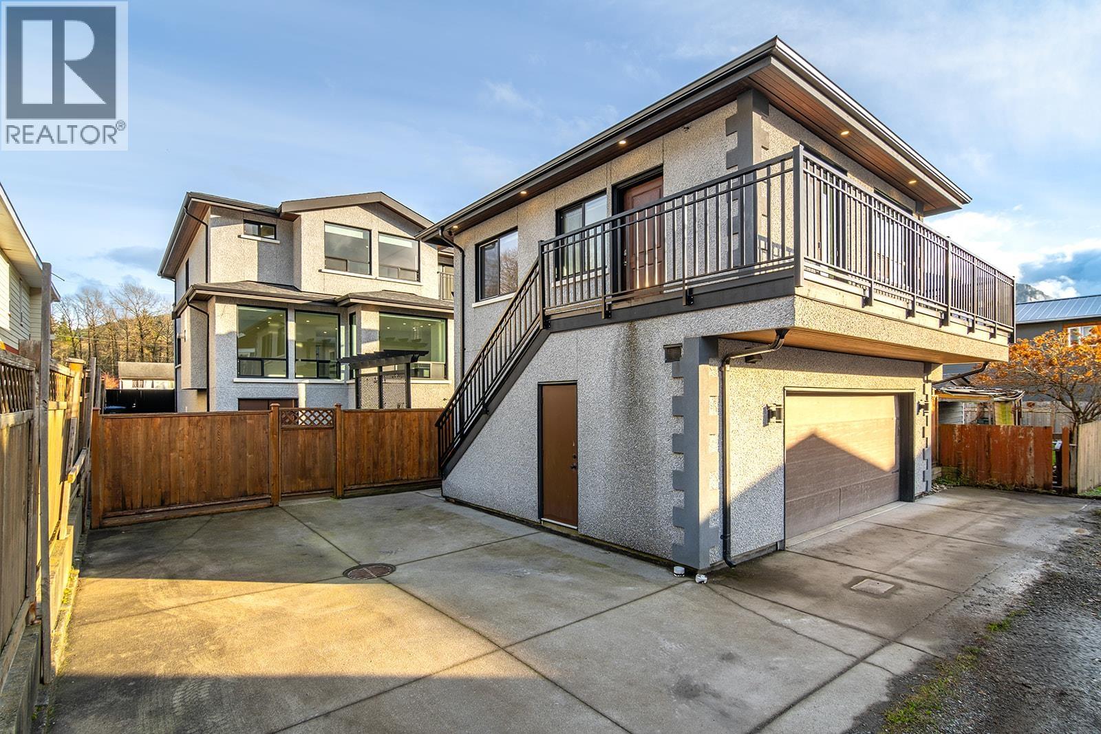 38883 BRITANNIA AVENUE, Squamish