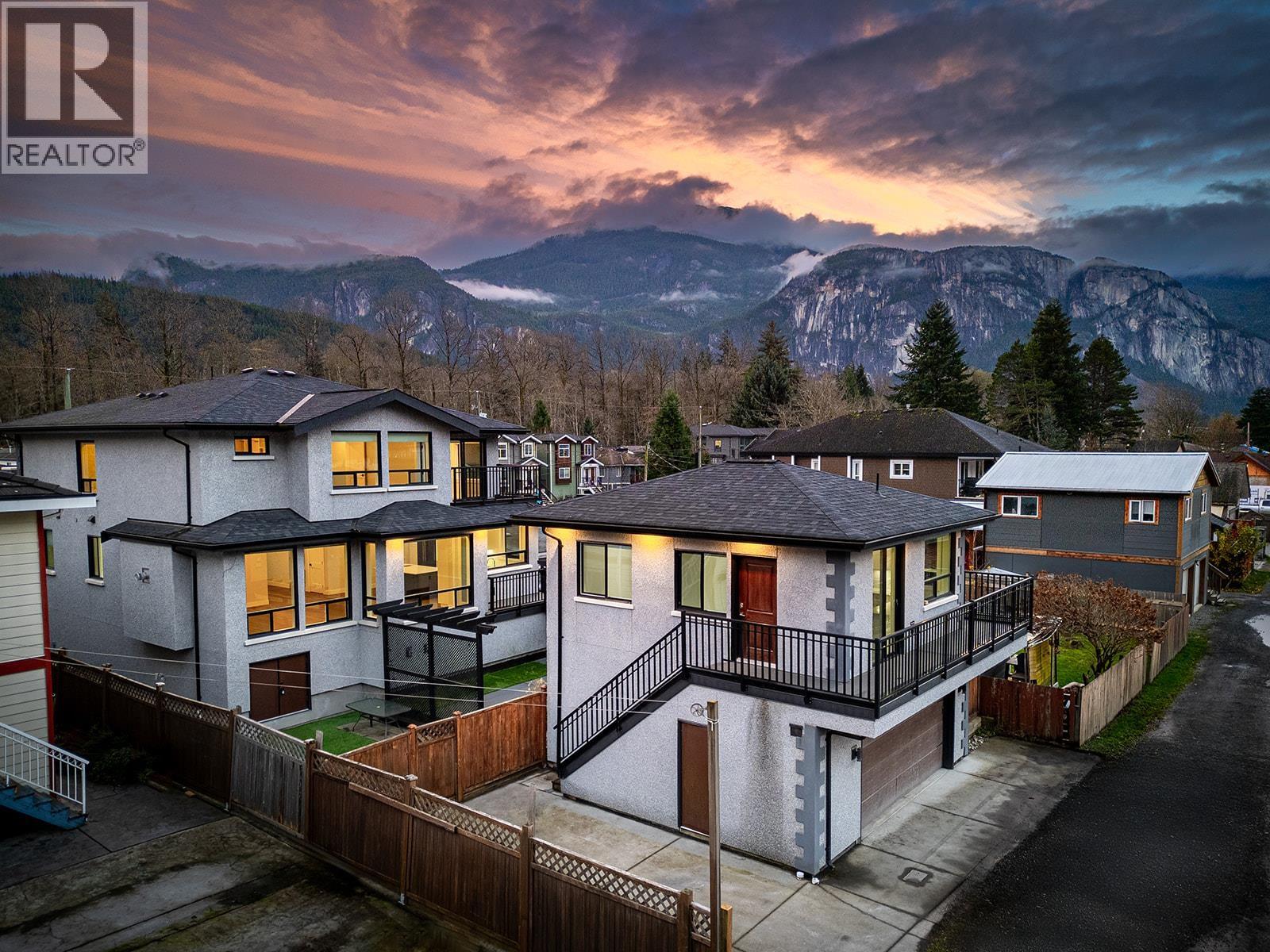 38883 BRITANNIA AVENUE, Squamish