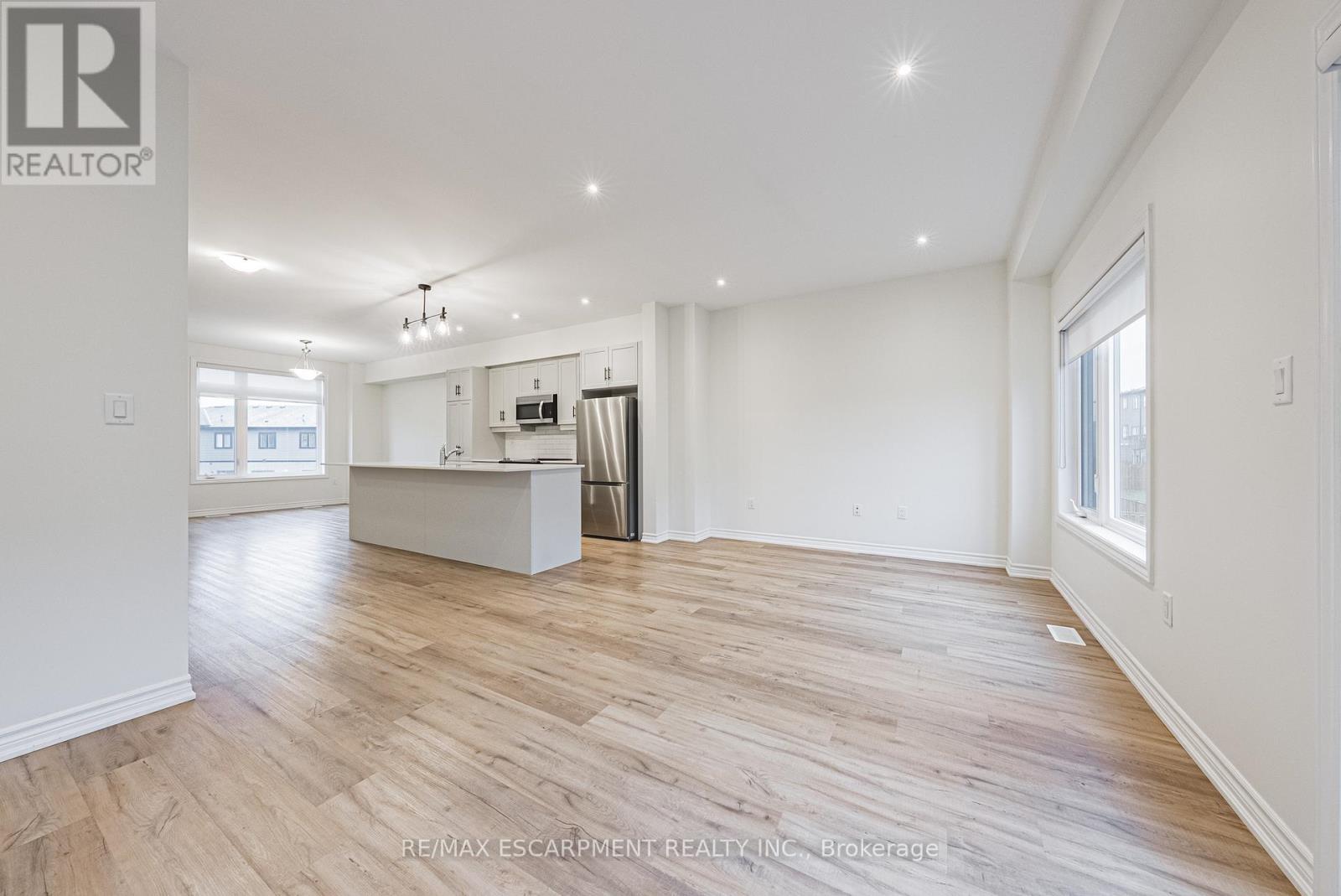 Single Family House for Sale in  CADWELL LANE Hamilton (Mountview) 