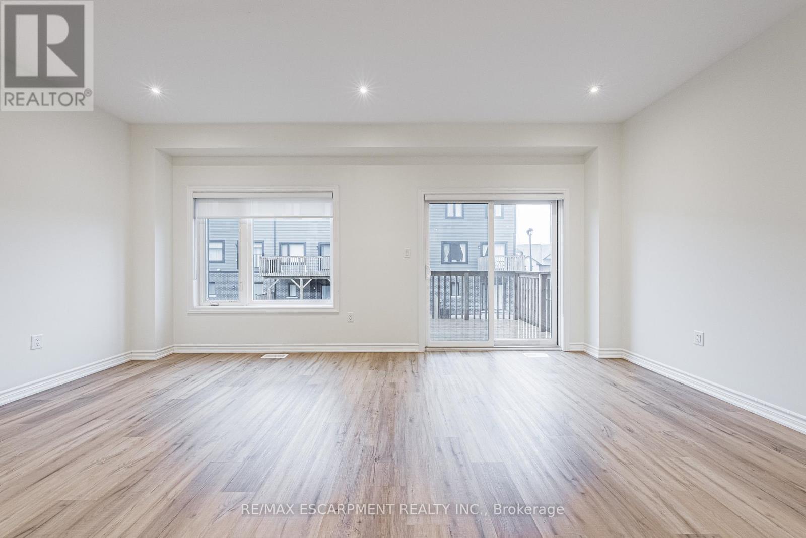 Single Family House for Sale in  CADWELL LANE Hamilton (Mountview) 