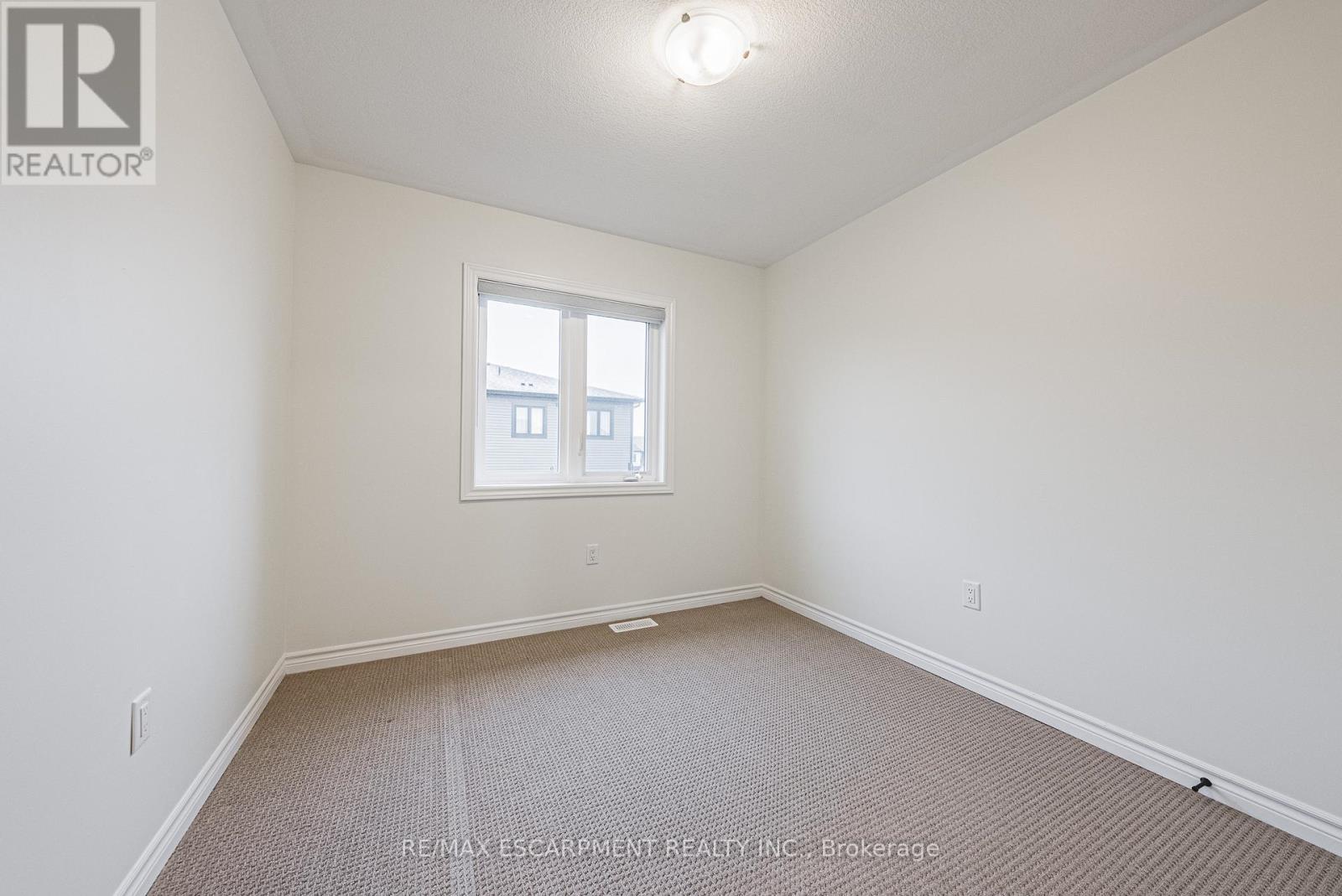 Single Family House for Sale in  CADWELL LANE Hamilton (Mountview) 