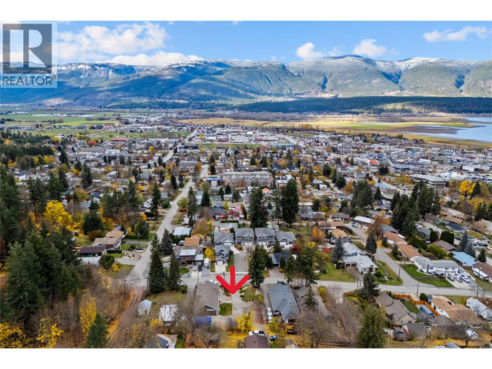  350 & 370 10 Street Southeast, Salmon Arm