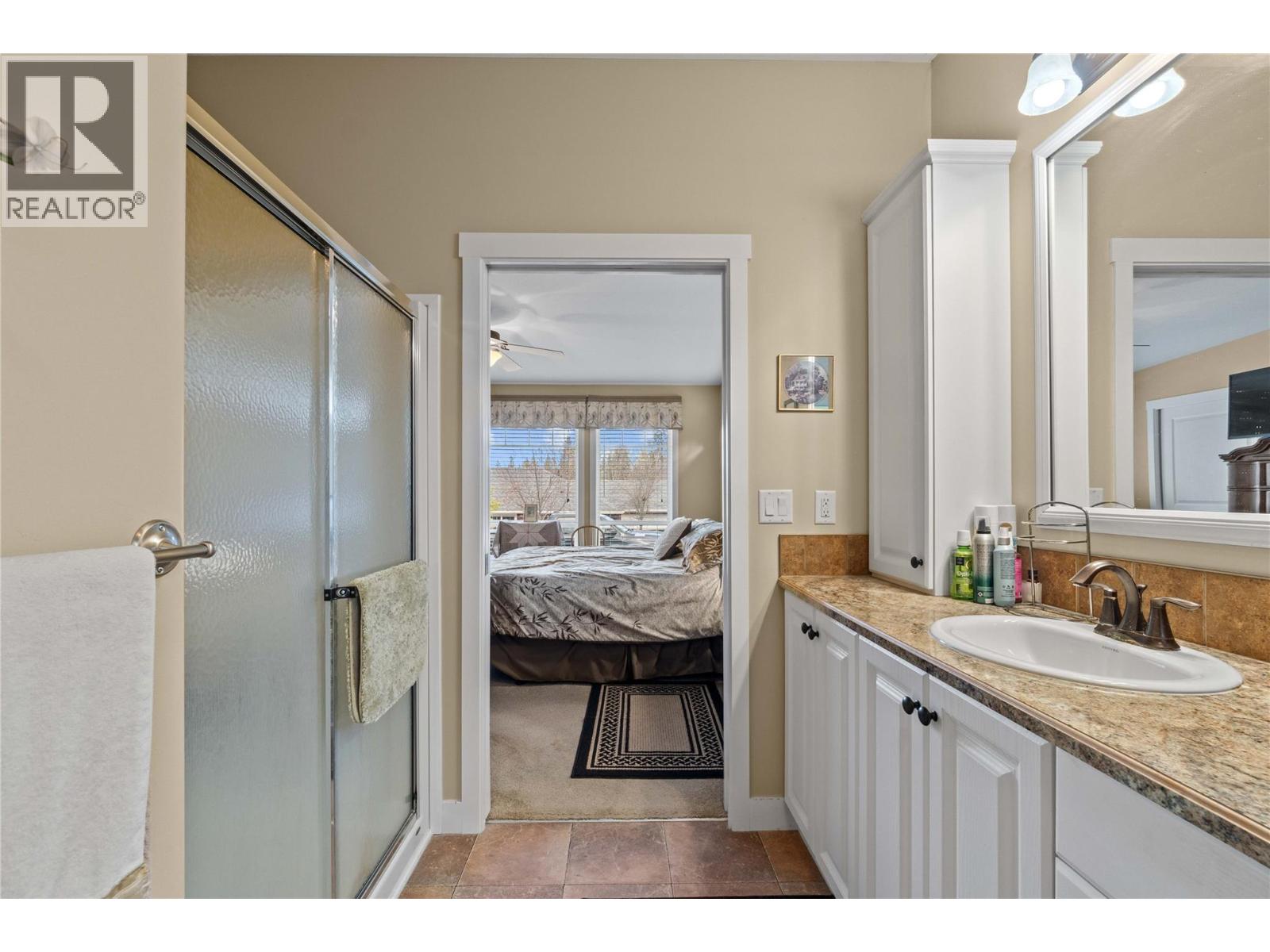  350 & 370 10 Street Southeast, Salmon Arm