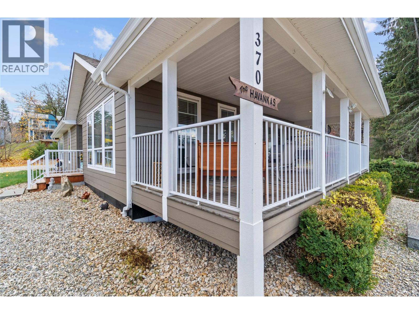  350 & 370 10 Street Southeast, Salmon Arm