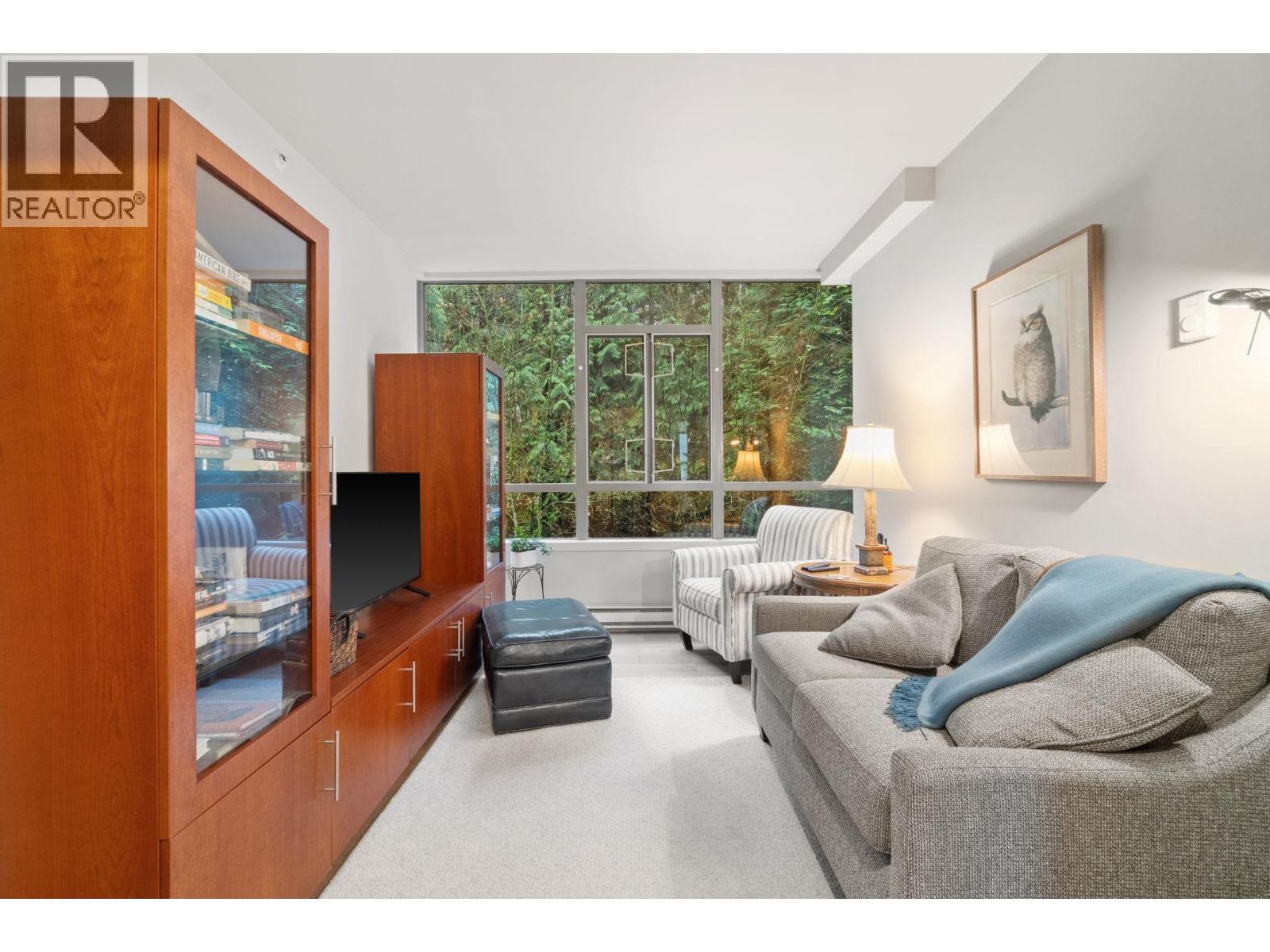 201 3105 DEER RIDGE DRIVE, West Vancouver