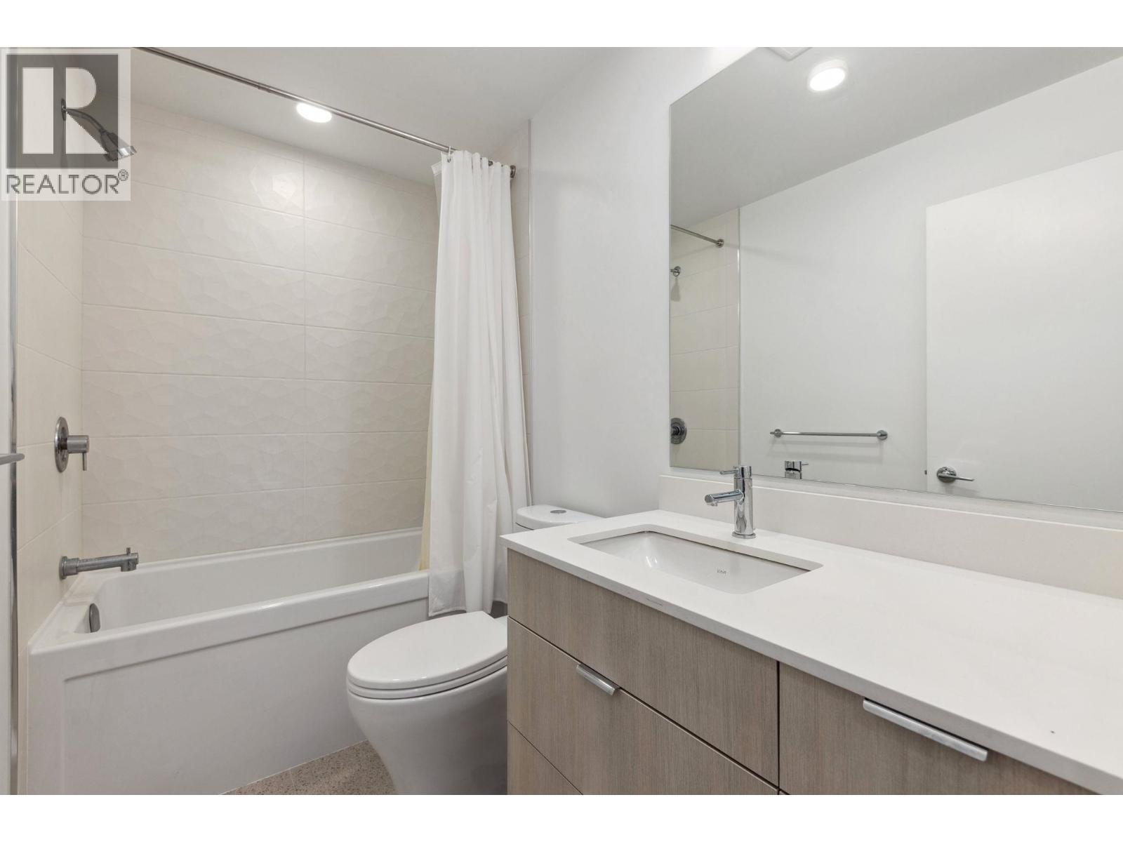 203 2499 RABBIT DRIVE, Tsawwassen