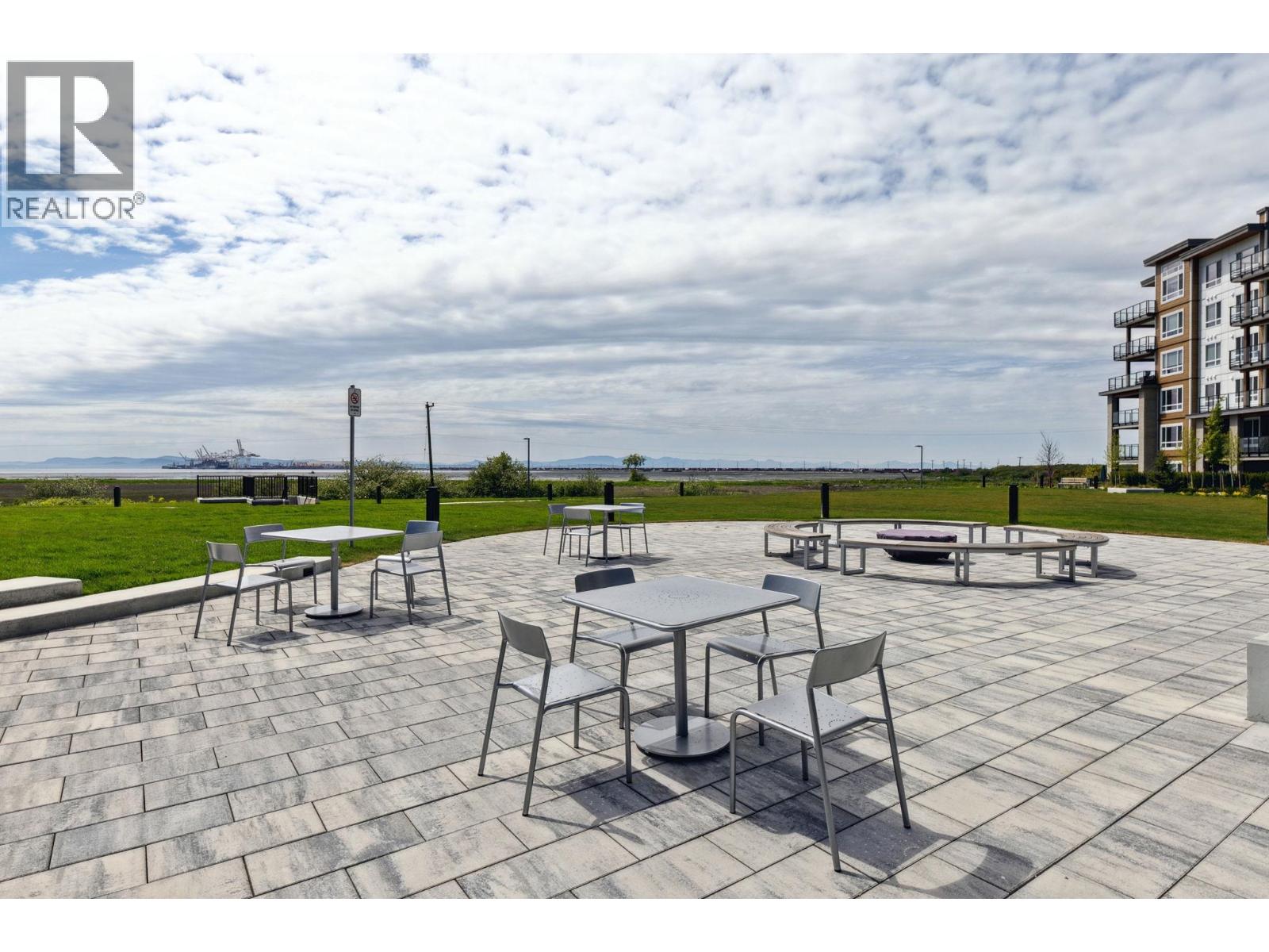 203 2499 RABBIT DRIVE, Tsawwassen