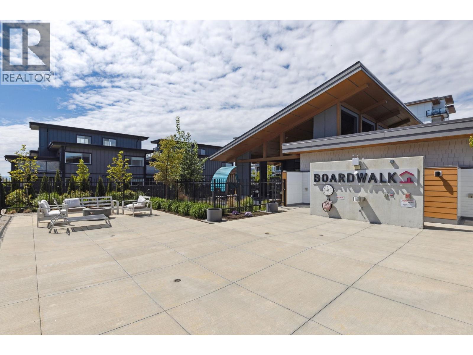 203 2499 RABBIT DRIVE, Tsawwassen