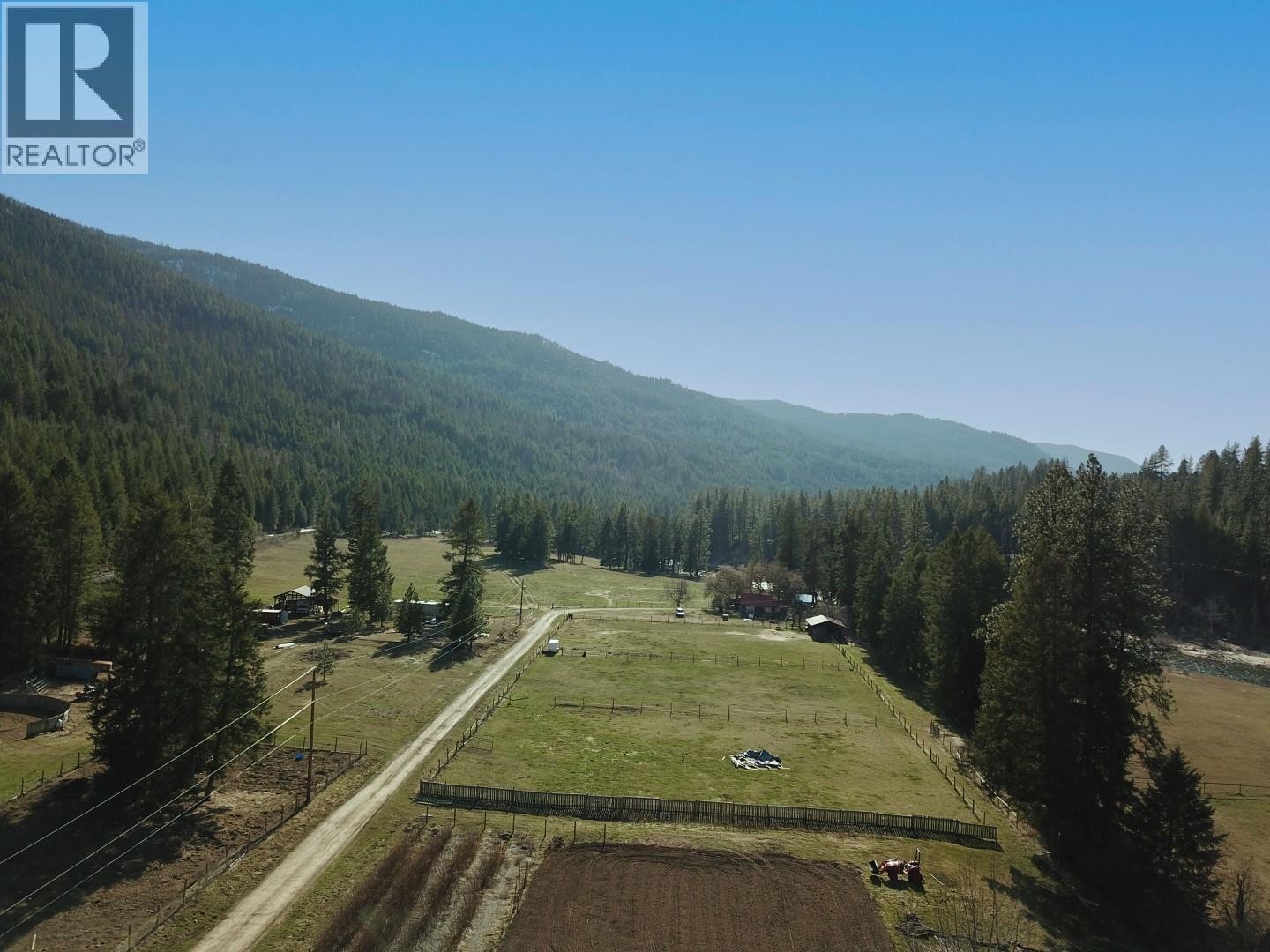 855 Ponderosa Drive, Christina Lake