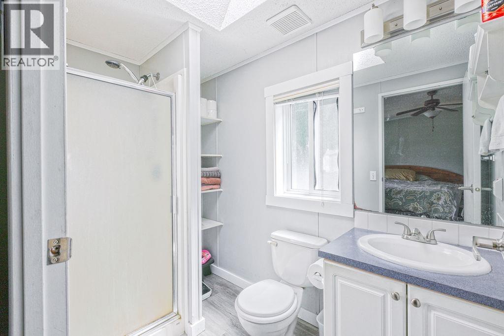 760 HILLCREST ROAD, Gibsons