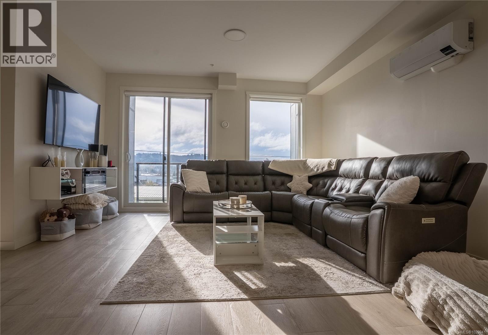 403 842 Orono Avenue, Langford