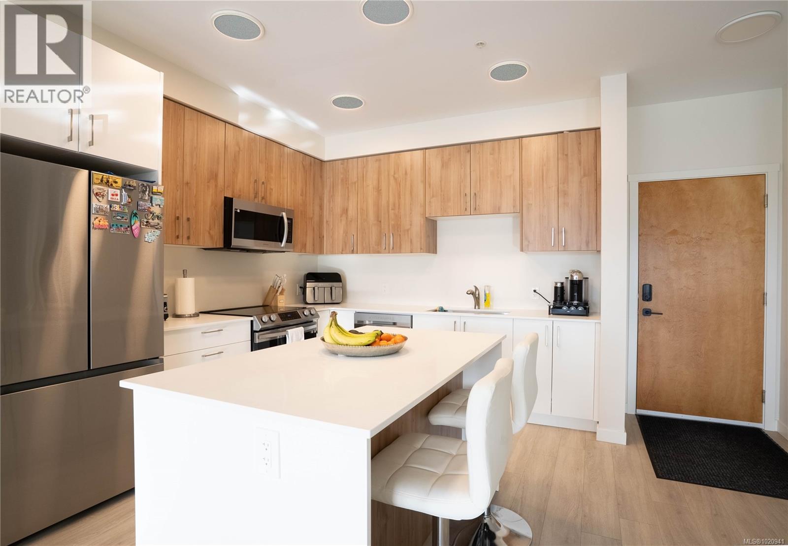 403 842 Orono Avenue, Langford