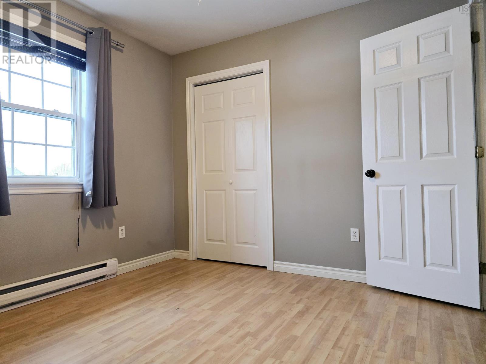 Property 7 of 30 of 28 Holmes Lane