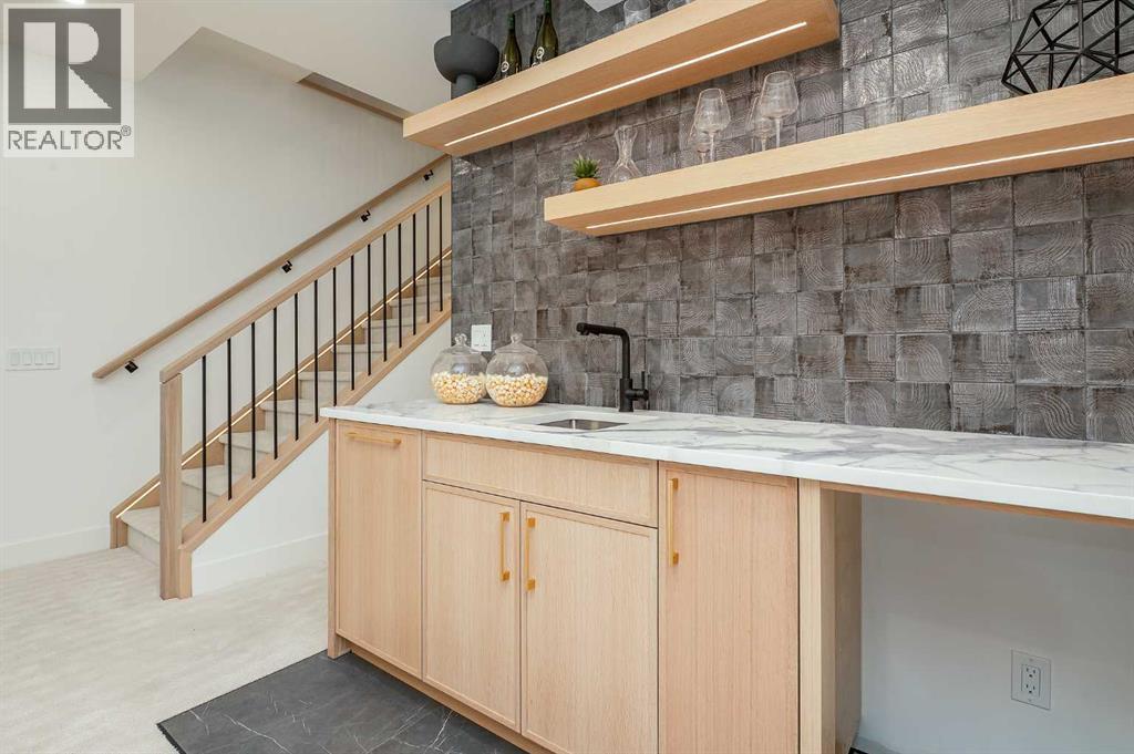 Single Family House for Sale in  Broadview Road NW Hillhurst Calgary 