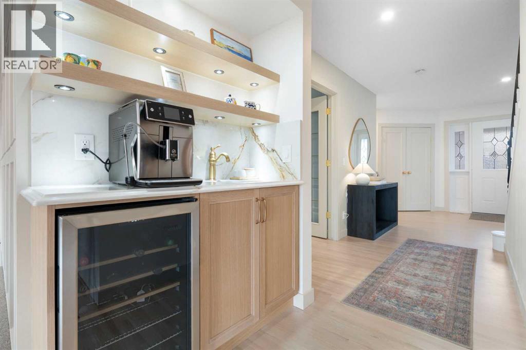 Single Family House for Sale in  Woodbriar Place SW Woodbine Calgary 