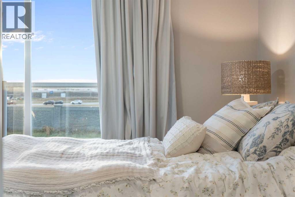 Single Family House for Sale in  Woodbriar Place SW Woodbine Calgary 